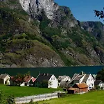 Visit Undredal