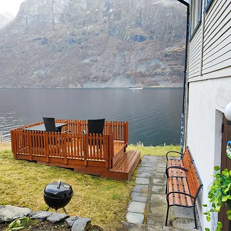 Visit Guest house Undredal