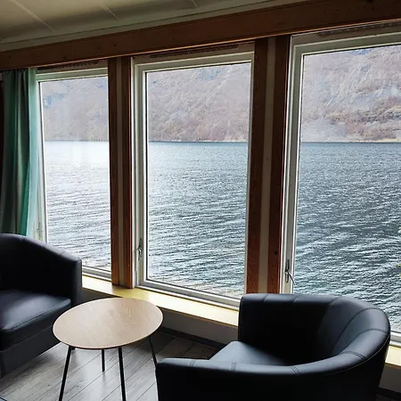Visit Undredal