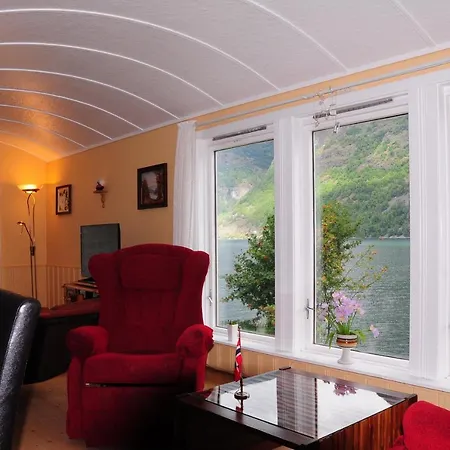Guest house Visit 3*